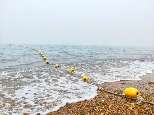 想去大连看海了