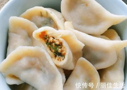 肉馅|秋天，吃菠菜不如吃此菜，钙是菠菜的4倍，包成饺子，吃起来真香！