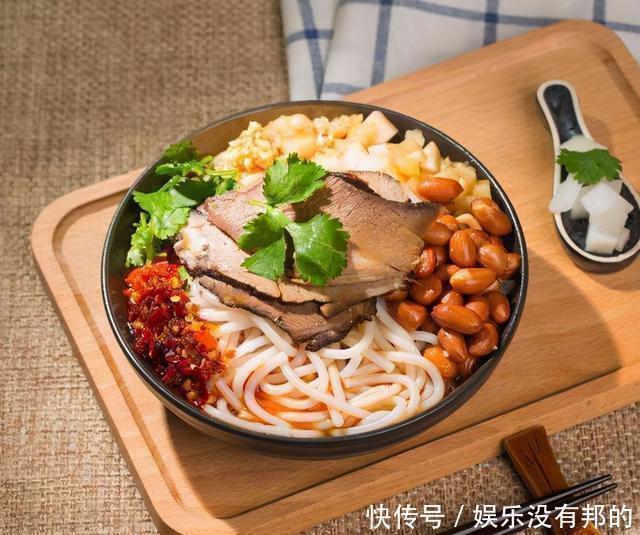 鲜香|鲜香卤味的米粉,量大价低,老顾客一天能吃两顿