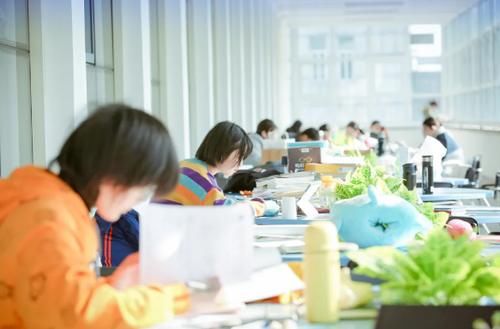 学子|考研路上有多拼？看西译学子逆风前行