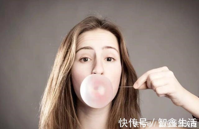 宝宝|怀孕后烟不离手,孕检时看到影像上的宝宝,医生都笑喷了