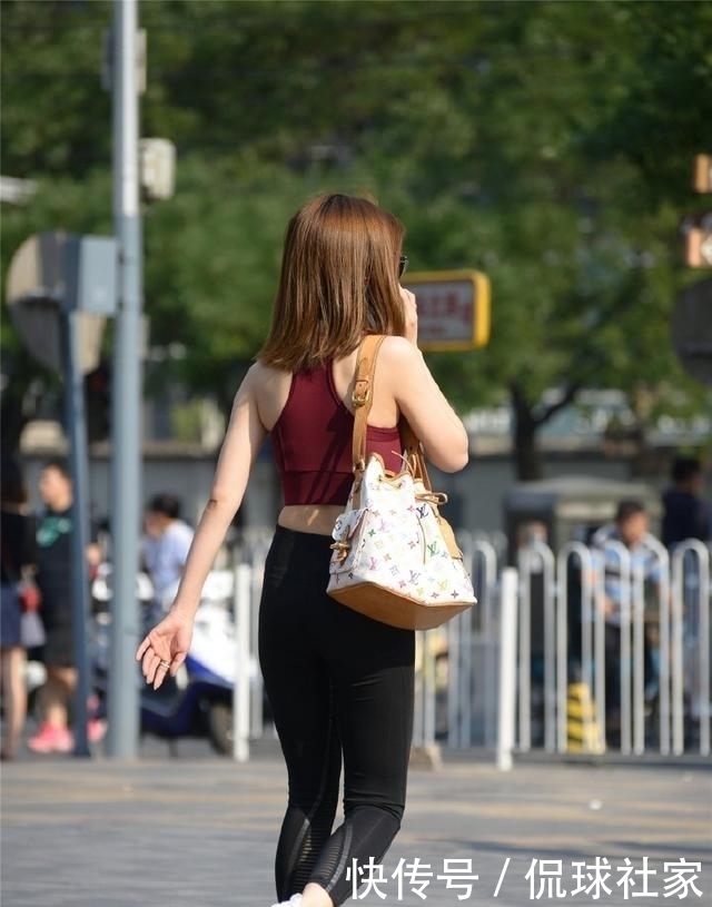 瑜伽|时尚洋气的款式穿起来很有气质,瑜伽裤穿出完全不一样的感觉