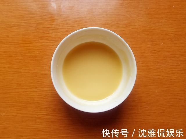 油酥|奶奶做的酱香饼,好吃有诀窍,掌握好4点,酥软多层,凉了也好吃