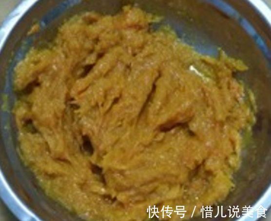 去大姑家做客,大姑做了一款小点心,一口气吃了5个,太好吃