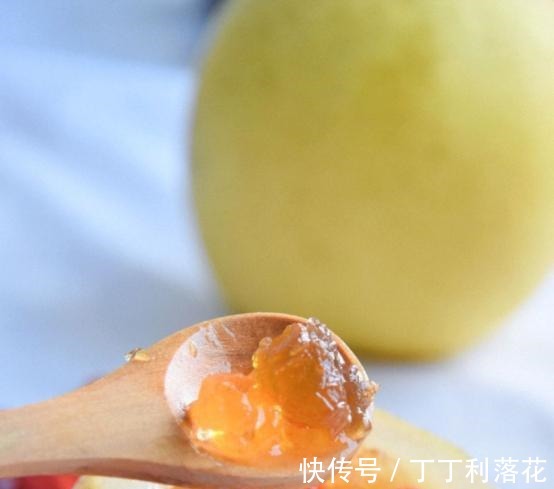 小姐姐|冰糖雪梨炖桃胶简单做法，味道甘甜可口，降燥败火！