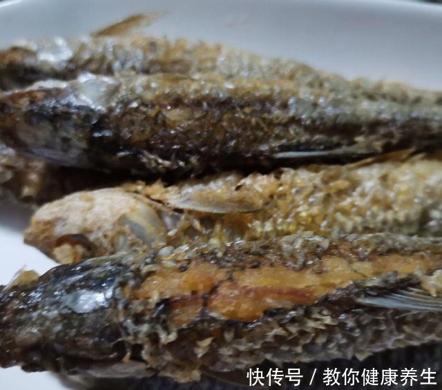 油炸青皮嫩，外酥里嫩，不错的下酒菜！