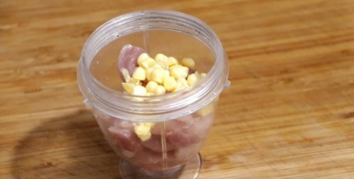 原来火腿肠的做法这么简单,学会后再也不用买着吃了,太香了