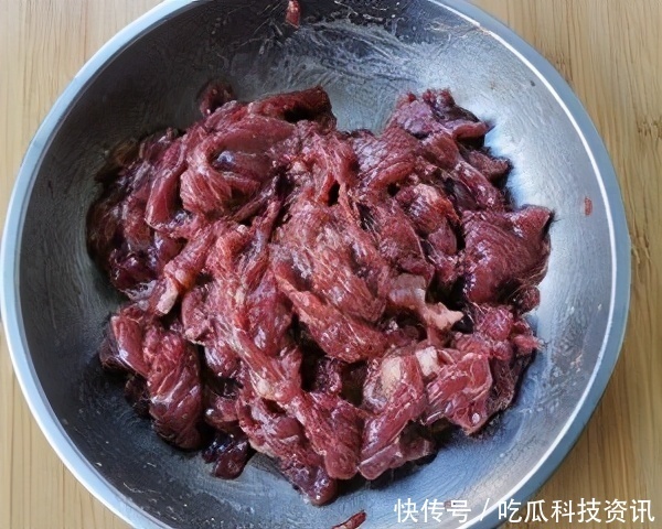 懒人|适合懒人的健康蒸菜,虫草花蒸牛肉