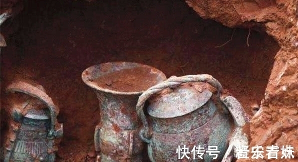 盗走!最“敬业”的盗墓贼:在墓上盖房子,花20年凿穿墓顶,盗走宝贝