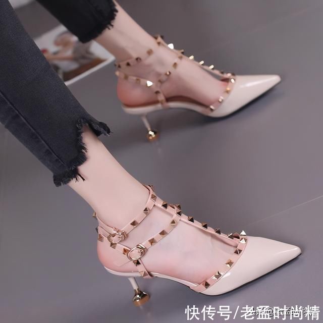 字母|现在高跟鞋真是越来越高级，我敢说下面这几双，肯定有你没见过的