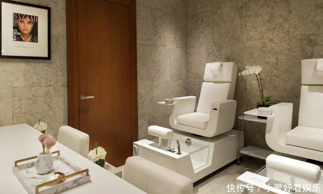 上海宝格丽酒店美甲，明星名媛将珠宝嵌在指尖