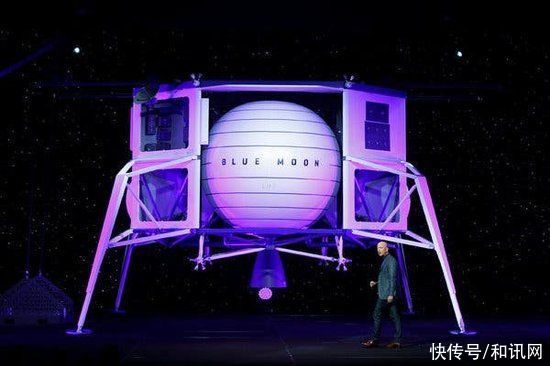 贝佐斯成功拉下马斯克，SpaceX和NASA刚签的29亿美元独家登月合同，突然又被暂停了