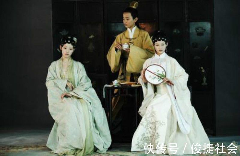 林黛玉$解读李少红版《红楼梦》,为什么林黛玉是赤着身子死去的?