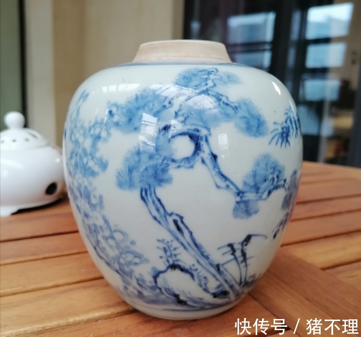 鉴赏!瓷器鉴赏:这样的青花罐,你认不认?