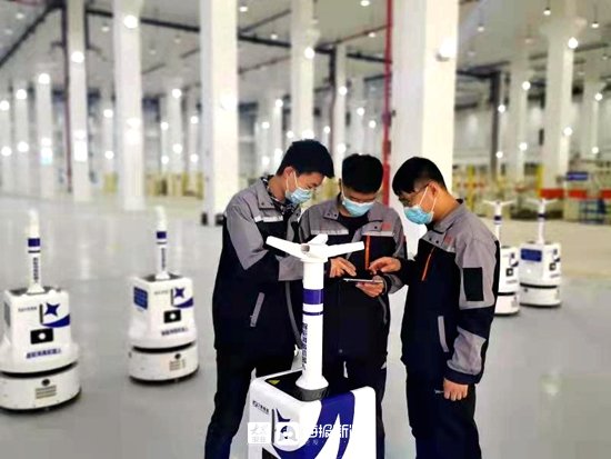 山东宇鹤智能科技有限公司|山东省首款智能消毒机器人在潍城下线 助力疫情防控