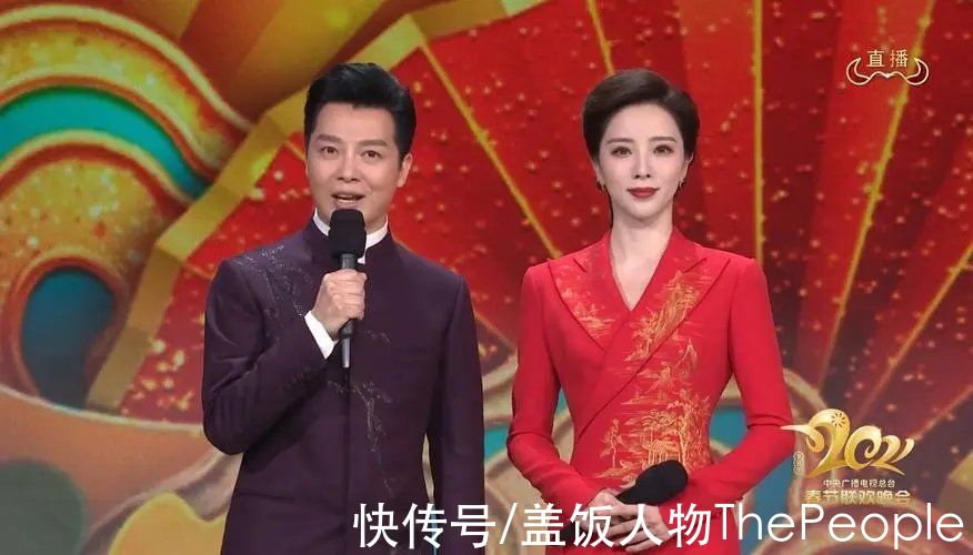 回顾春晚主持名场面:李咏机智帮忙拽鞋跟,倪萍“巧骗”亿万观众