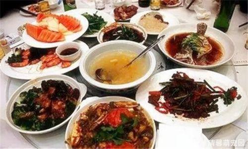 隔夜水|隔夜菜、隔夜水、隔夜茶真的有毒吗?一起来看看吧