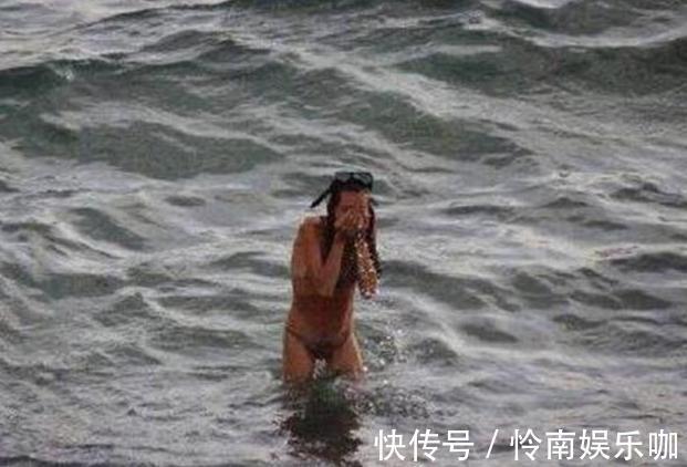单胎|下海游泳顺便生了个娃,天然的水中分娩,网友:不会引来鲨鱼吗