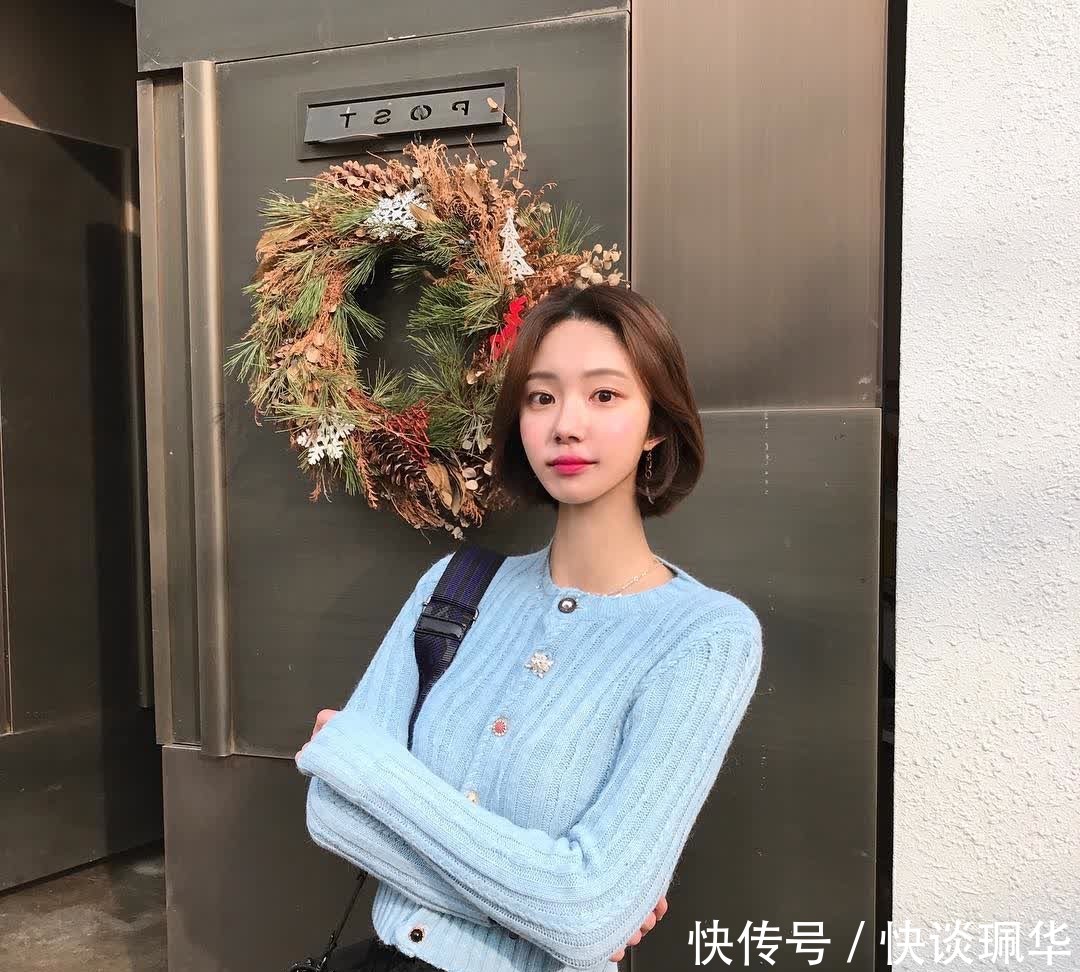 私房照|清纯可人短发清新妹子,好身材私房照