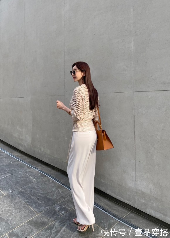 蜂蜜甜杏|女神孙允珠高清时尚搭配:蜂蜜甜杏网纱曼哈顿绅士上衣