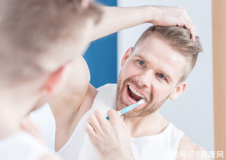 刷牙|起床后先刷牙还是先喝水？不刷牙就喝水会怎样？希望你早点知道