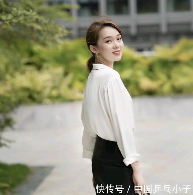 有气质 简约又精致的职场穿搭,会让整个人更加精神,甚至可以美成焦点