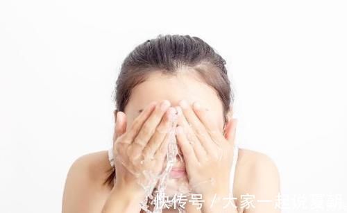 抗菌性|正确的洗脸方式,误区频繁更换洗面奶、洗面奶不一定美白