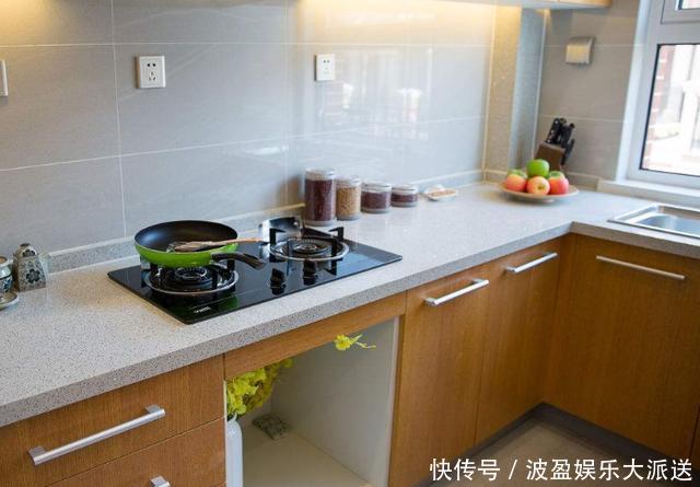 水污染|新房入住半年，才发现厨房最不该买这2样东西，一点都不实用
