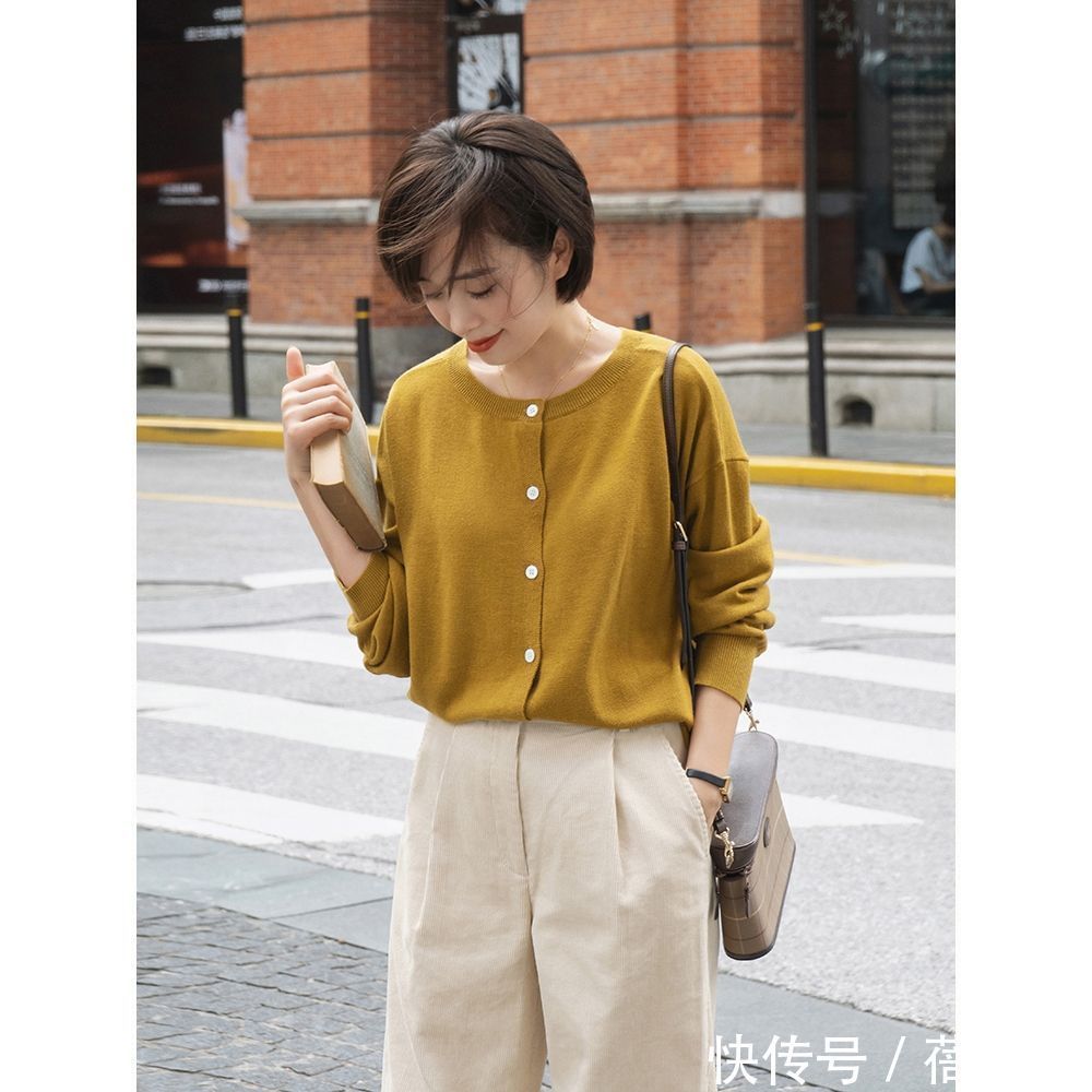 one 衣品比长相重要,把“西裤”穿到极致的女性,“高级感”扑面而来