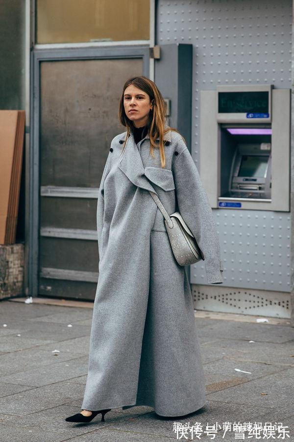 矮胖墩 155cm左右的女人,少穿这3种''大衣'',尤其是第2种,像个矮胖墩