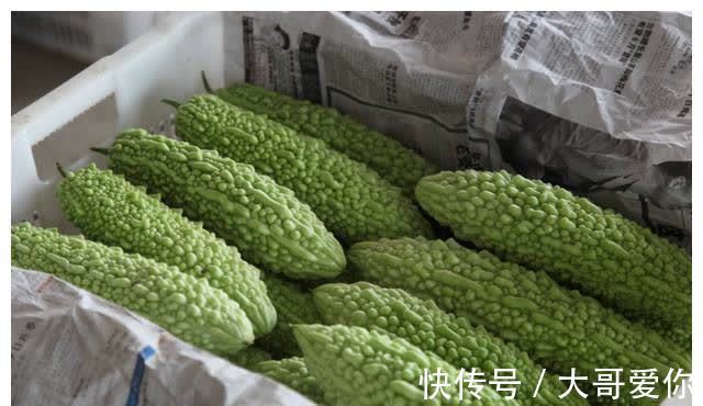 脂肪肝|“二甜伤肝,要少吃,三苦护肝,要多吃”,快看你吃对了吗?