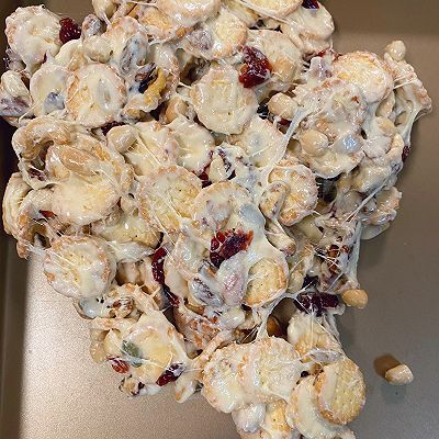 坚果多多雪花酥