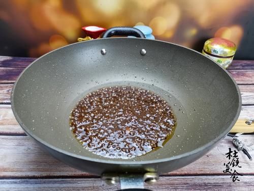 美味|比宫保鸡丁还美味的酱爆鸡丁，做对“6步上浆”，鸡肉才滑嫩不柴