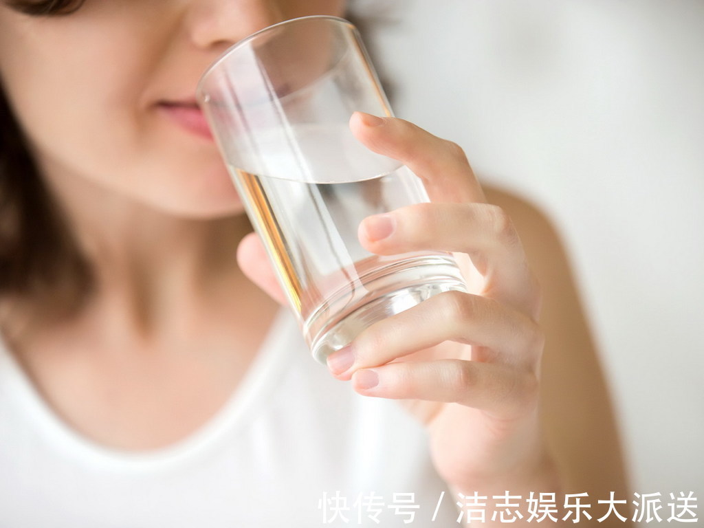 血液粘稠|多喝水不如会喝水,“4个时间”是喝水的黄金时段,坚持做会健康