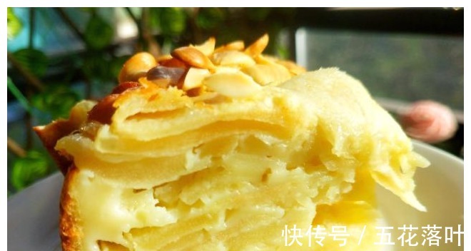 泡打粉|不用打发、不用发酵，3个苹果加2个鸡蛋做蛋糕，做法简单又好吃！