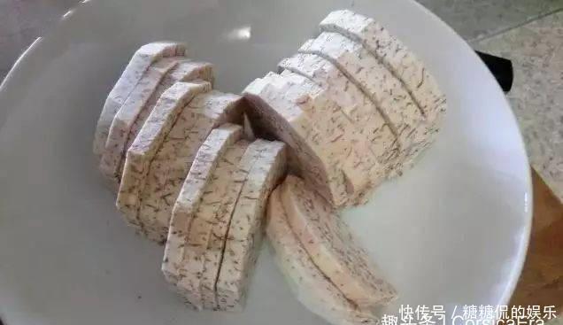 必备|芋头扣肉的家常做法，油而不腻，开胃下饭必备菜