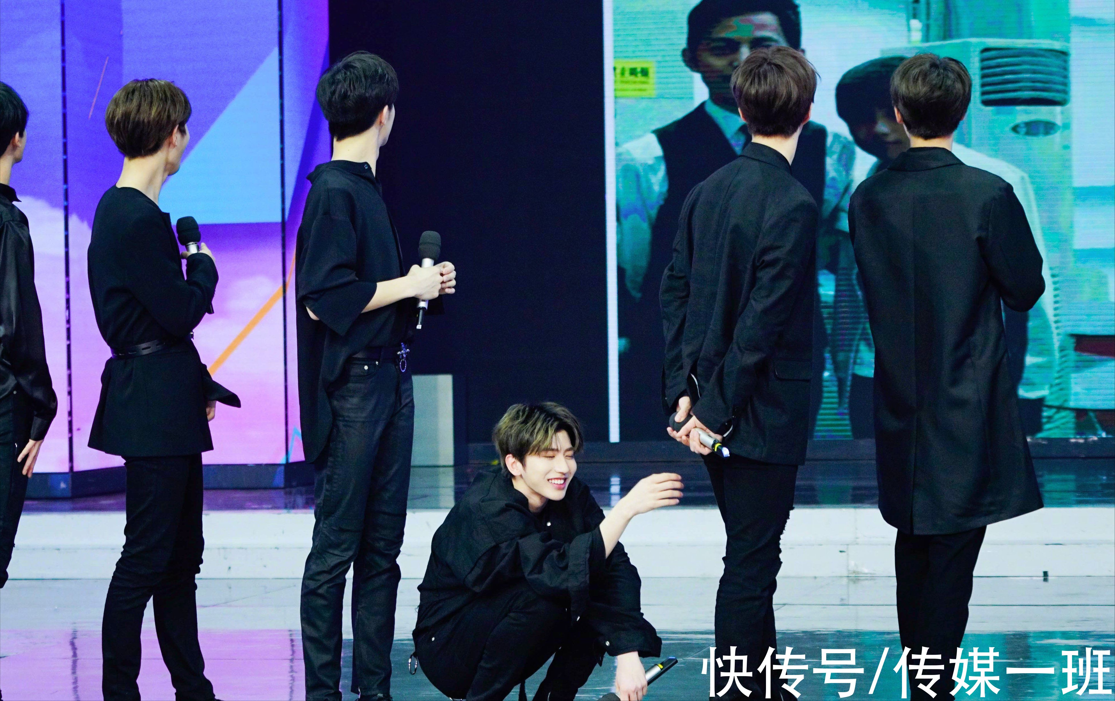 《快本》未實現(xiàn)的5個flag：有人想長高，有人想?yún)⒓雍⒆赢厴I(yè)典禮