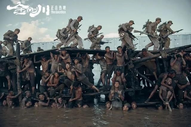 光影|「关注」商河:“百年光影·红色记忆”-庆祝建党百年红色电影展映活动服务基层、浸润人心