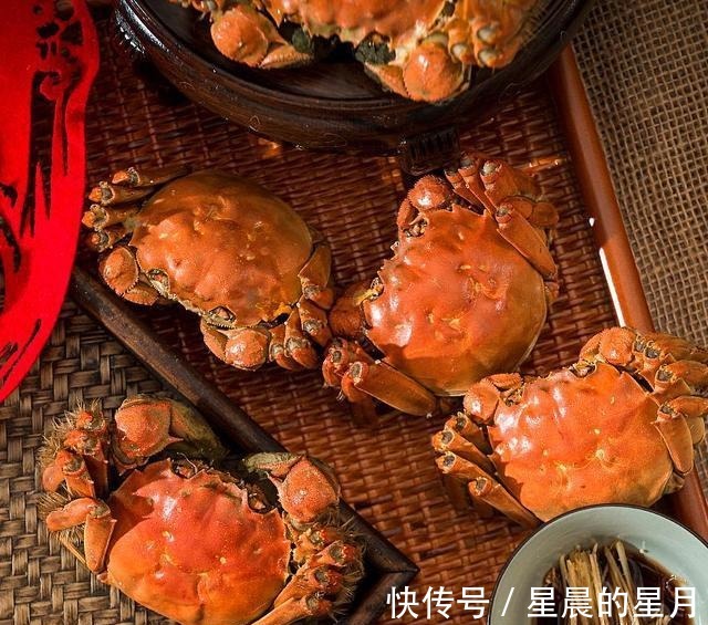 蒸螃蟹|蒸螃蟹,冷水上锅还是开水上锅,十人九个错,难怪蟹黄外流腥味重!