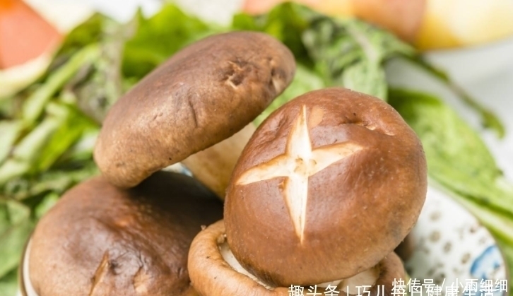 偏偏|香菇和此物一起吃,就是找不自在,偏偏很多人喜欢如此吃