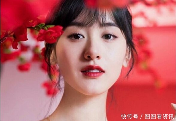 让位|宠文“10亿补偿,离婚给她让位”她接过黑卡,撕掉孕检单离开