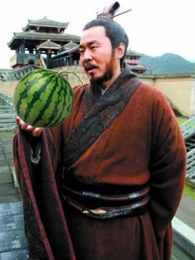 曹操:这瓜保熟吗?小妾答:保熟,曹操大怒:拽出去斩了!