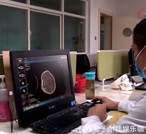 坠落|一把没抱住,7个月大的婴儿从13楼坠落!最终奇迹生还