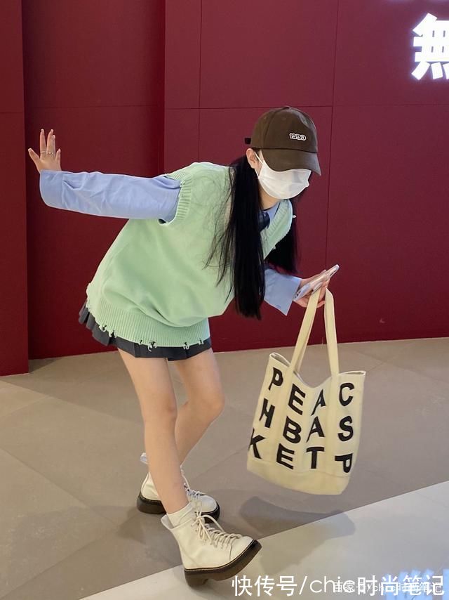 颜色|夏末与初秋交界的时节，什么颜色应该占主导，豆绿色应该榜上有名