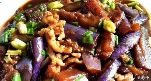 色泽|鲜嫩可口香味四溢,营养美味色泽油亮,孩子能多吃一碗饭