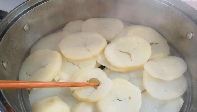 黑胡椒粉|吃一个它等于吃10个苹果，2元一斤，美白又瘦身，遇到必买20十斤