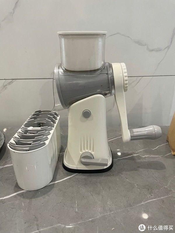 切丝、削皮、切片、压蒜泥，到底哪个工具最实用？盘一盘我用过的切菜神器