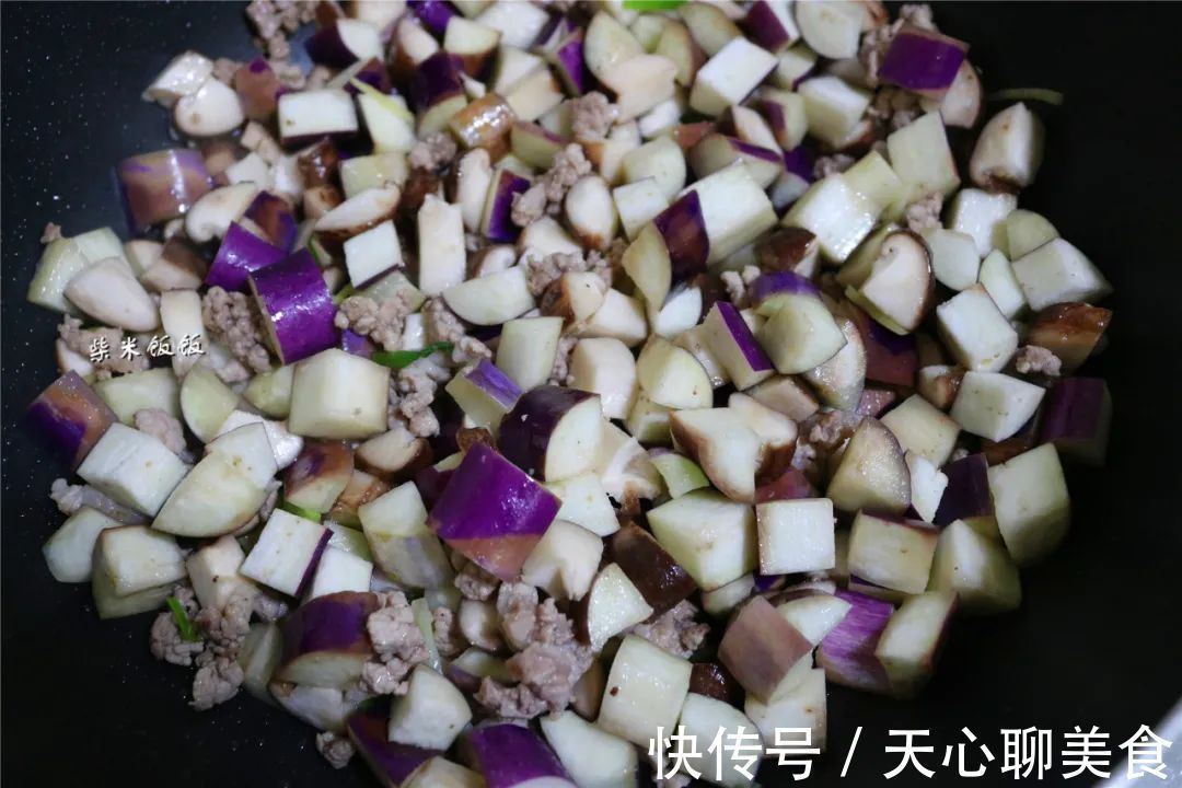 香菇|夏季吃面条，就爱这做法，鲜香多汁，根根入味，一大碗不够吃