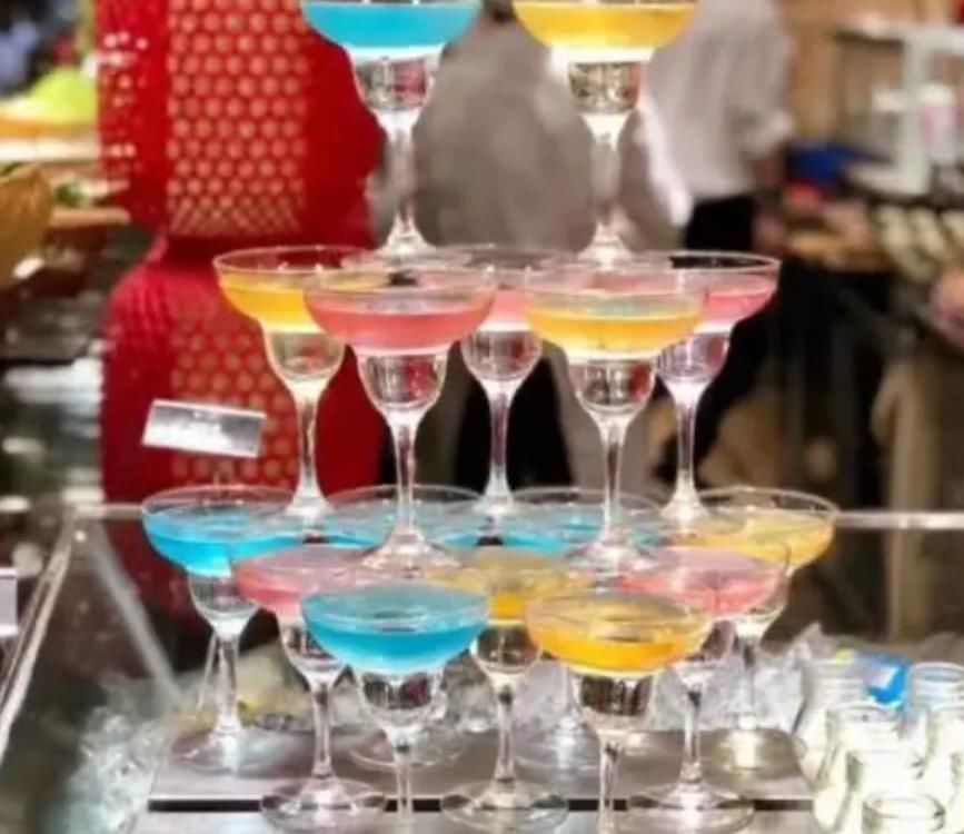 吃自助餐时,聪明人只拿这“3种饮料”,老板看了内心咆哮行家