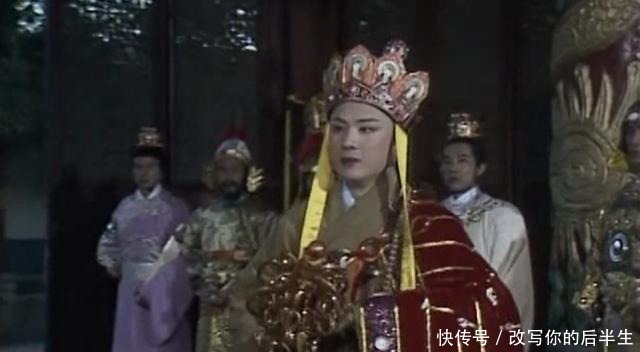 唐僧|西游记中的荒诞事,水贼刘洪为何能顶替唐僧父亲当州官十八年!